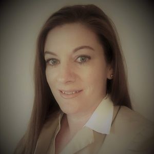 Meet your Posher, Becky